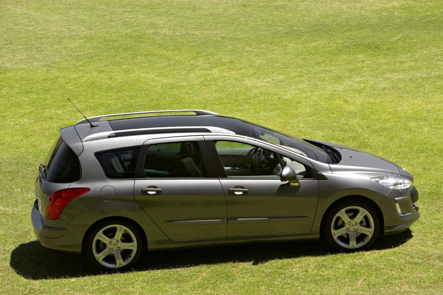  Peugeot 308 SW 2009 года  (фото 91 из 140)